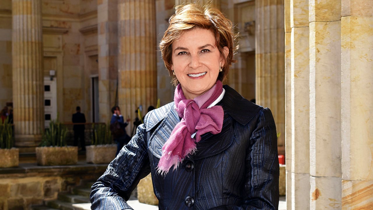 La congresista Julia Miranda insiste en la importancia de proteger ecosistemas estratégicos como la Amazonía y los páramos frente a decisiones del Gobierno.