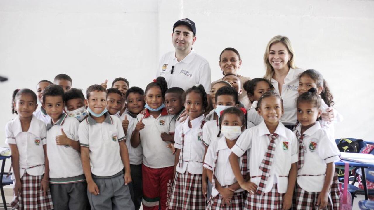 En el departamento de Bolívar están ejecutando 600 obras que beneficiarán a los jóvenes de la región.