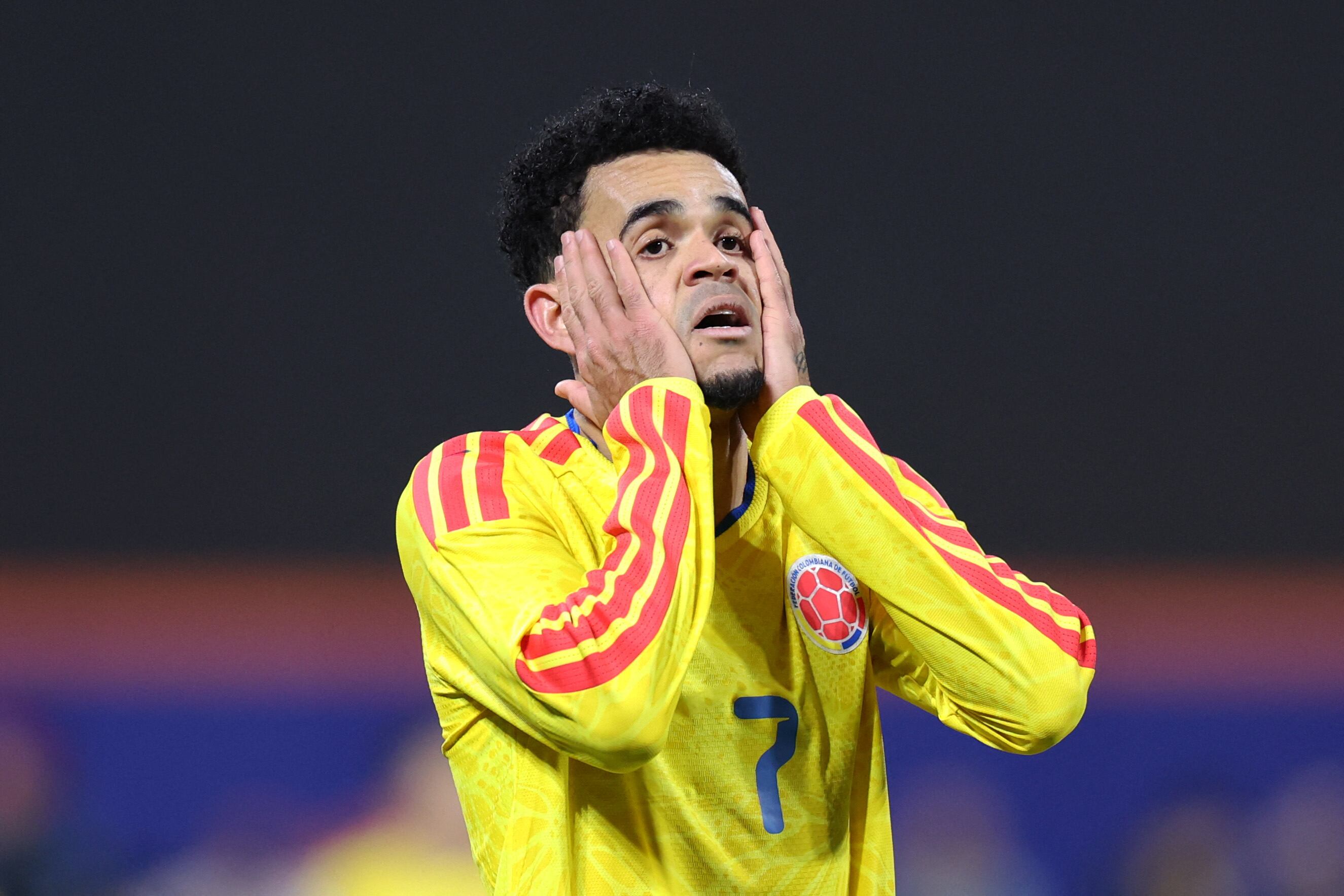 NEW YORK, NEW YORK - NOVEMBER 18: Luis Diaz of Colombia reacts during the International Friendly match between Colombia and Australia at Citi Field on November 18, 2025 in New York City.   Jordan Bank/Getty Images/AFP (Photo by Jordan Bank / GETTY IMAGES NORTH AMERICA / Getty Images via AFP)