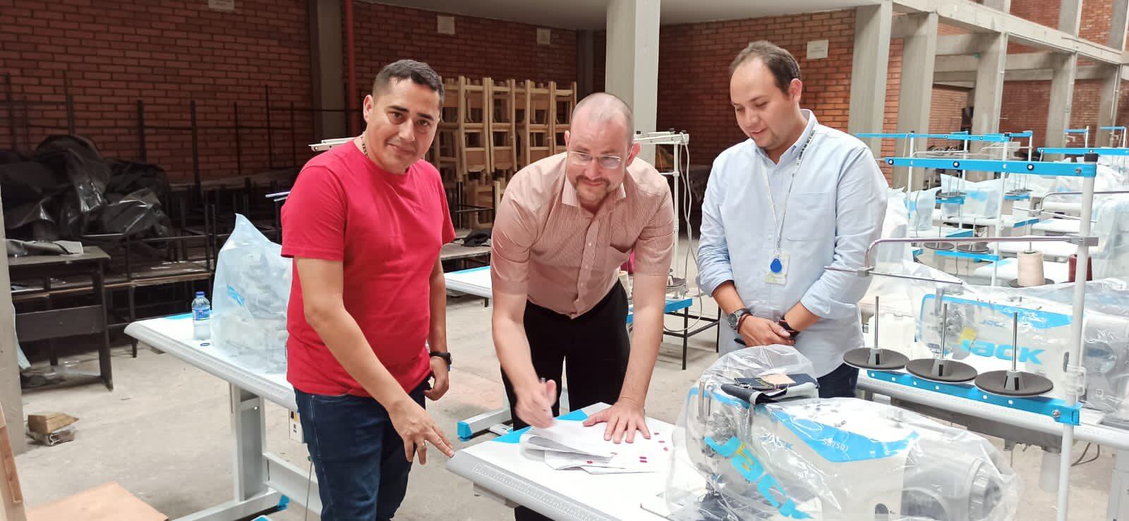 Más de 70 personas se formarán en tejido liviano y pesado.