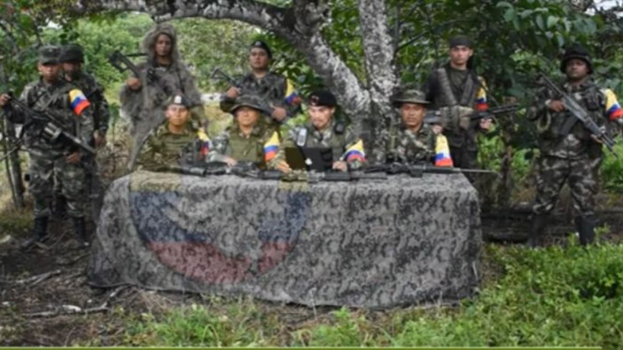 Miembros de la columna móvil 'Urías Rondón' de las disidencias de las Farc.