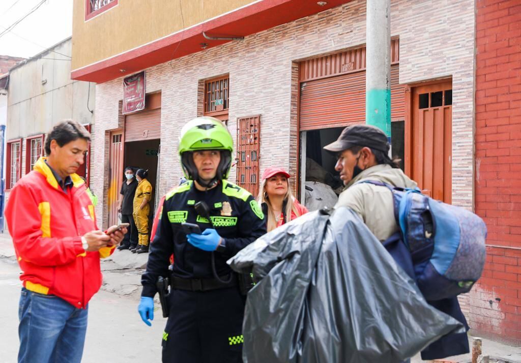 La Secretaría de Integración Social e Idipron también participaron de la toma al barrio San Bernardo.