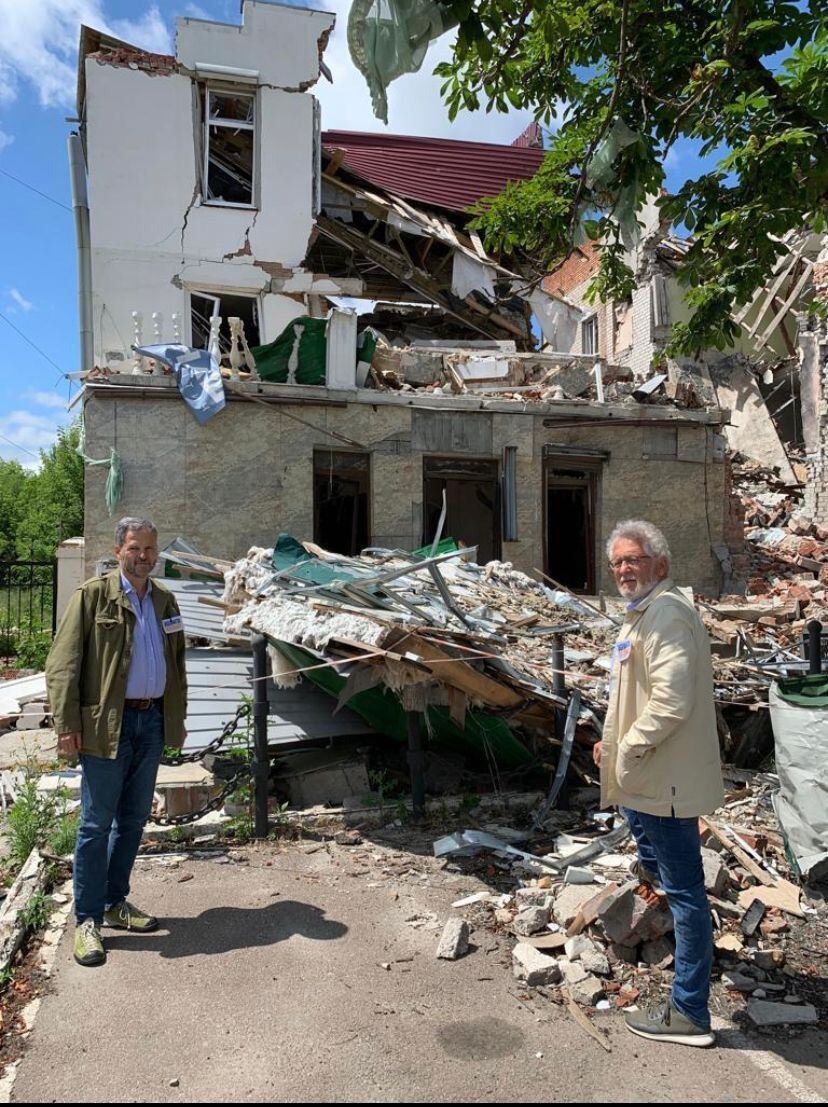 Sergio Jaramillo y Héctor Abad Faciolince en Ucrania.