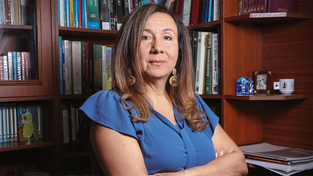 Alejandra Sánchez es directora de la maestría en Actuaria y Finanzas de la Universidad Nacional. Gracias a un convenio con el MinTrabajo, tuvo acceso a las bases de datos de todos los afiliados al sistema de pensiones, y con cifras en mano pudo diseñar la reforma.