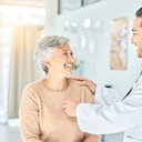 El control efectivo del colesterol LDL no solo es una medida preventiva crucial para salvar vidas, sino una estrategia clave para optimizar los recursos del sistema de salud.