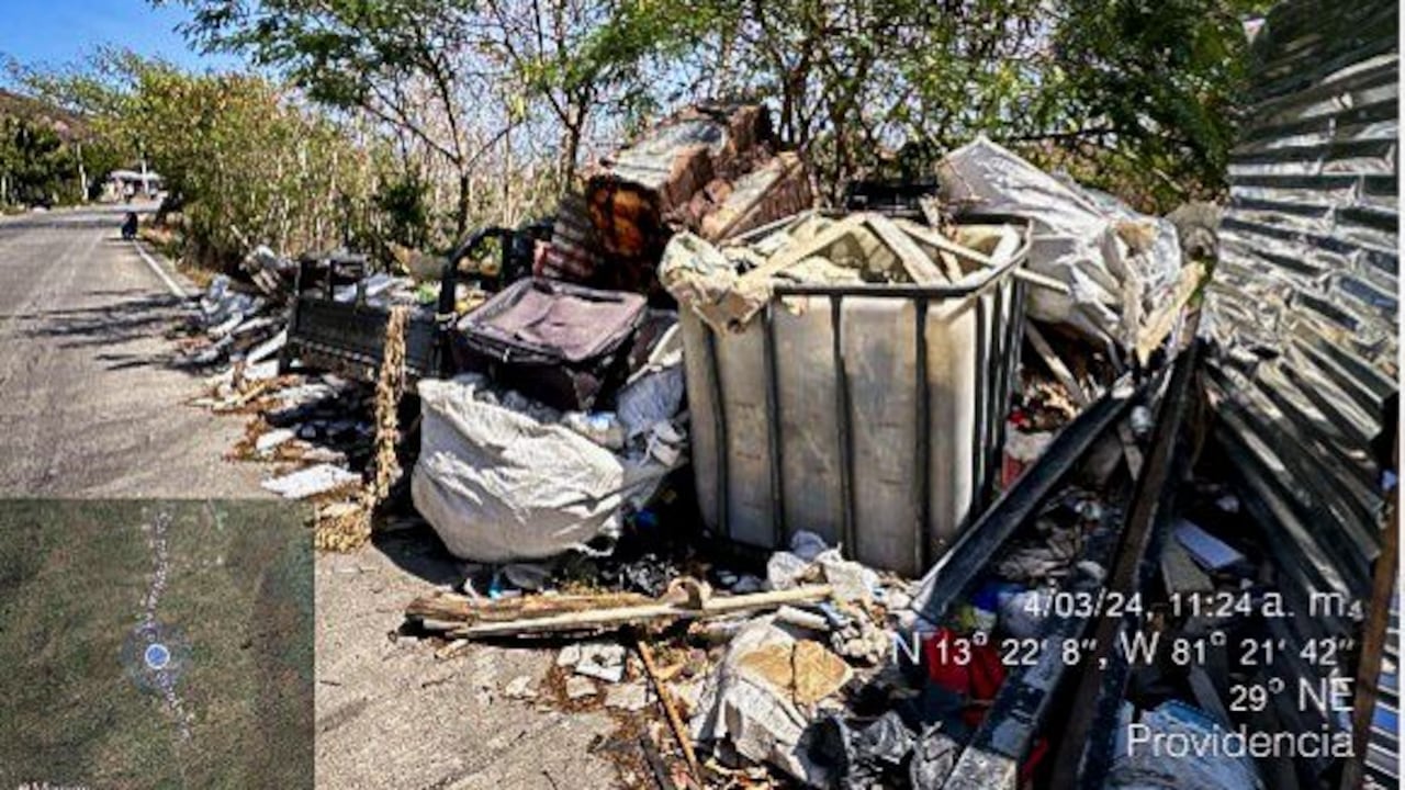 Escombros y residuos tras paso del huracán Iota en Providencia y Santa Catalina.