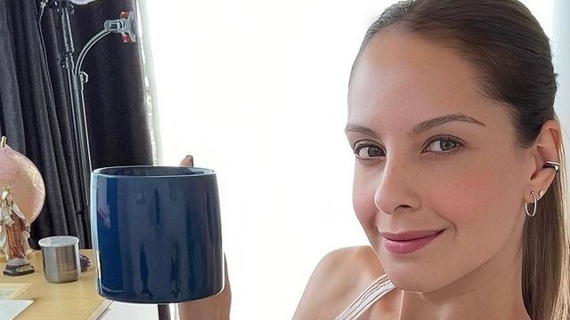 Laura Acuña preocupa a sus seguidores con una serie de fotos en las que le dicen que se ve triste