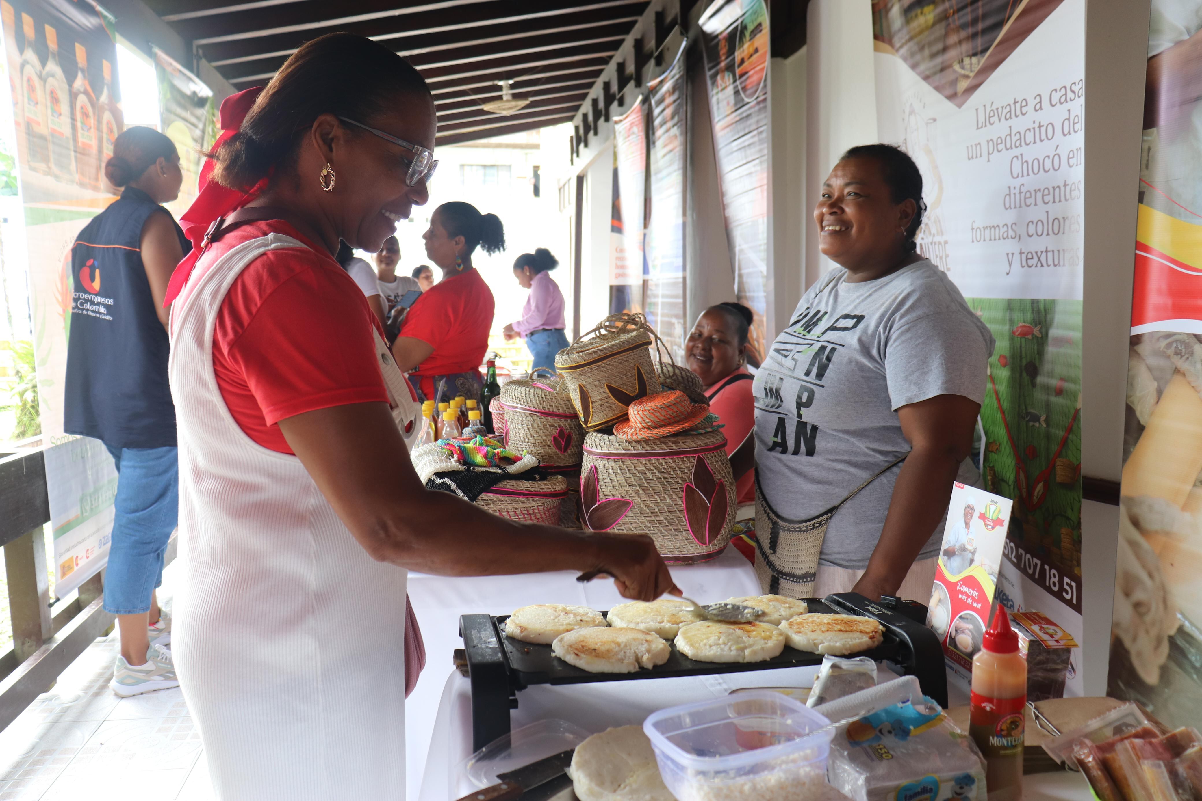 Beneficiarias del programa de Microempresas de Colombia y Zabalketa.