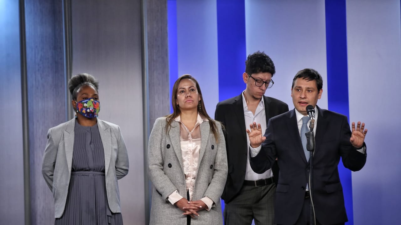 Comisión de empalme gobierno Petro Carolina Corcho, Mauricio Lizcano y Daniel Rojas