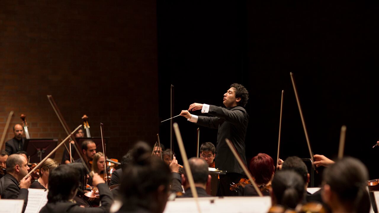 Andrés Orozco-Estrada. Credito: Werner Kmetitsch. Cortesía del Teatro Julio Mario Santo Domingo