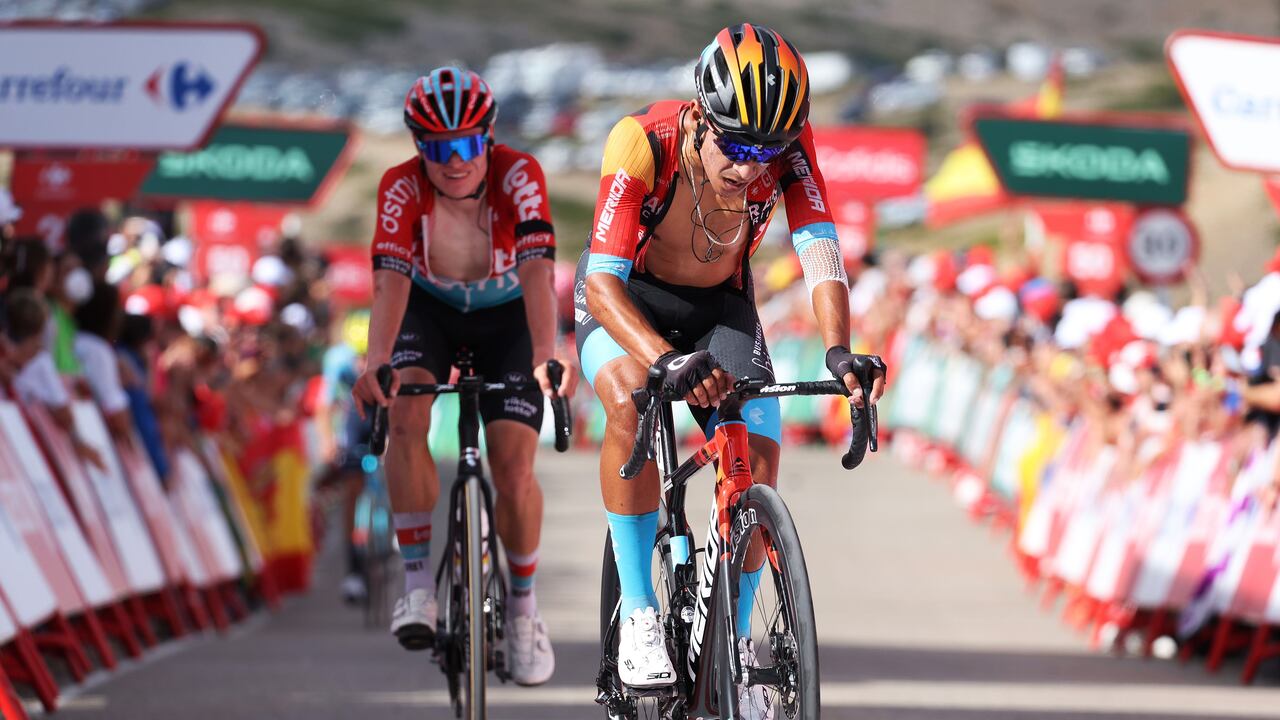 OBSERVATORIO ASTROFÍSICO DE JAVALAMBRE, SPAIN - AUGUST 31: Santiago Buitrago Sanchez of Colombia and Team Bahrain - Victorious crosses the finish line during the 78th Tour of Spain 2023, Stage 6 a 183.1km stage from La Vall d'Uixó to Observatorio Astrofísico de Javalambre - Pico del Buitre 1947m / #UCIWT / on August 31, 2023 in Observatorio Astrofísico de Javalambre, Spain. (Photo by Alexander Hassenstein/Getty Images)