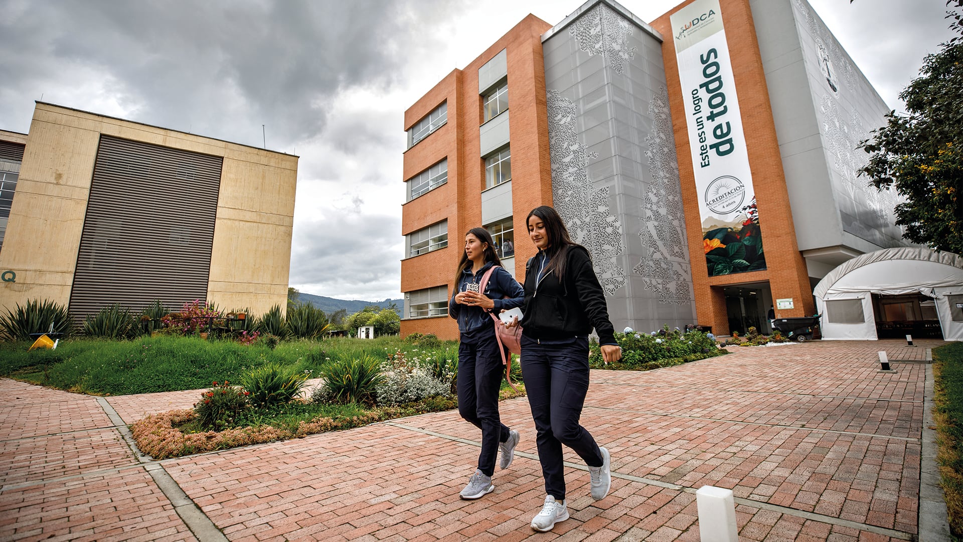 Las esrtategias de la U.D.C. para promover la permanencia con calidad