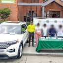 Los delincuentes, mostrando una vida de lujos, se apoderaron de Rolex y cadenas de oro.