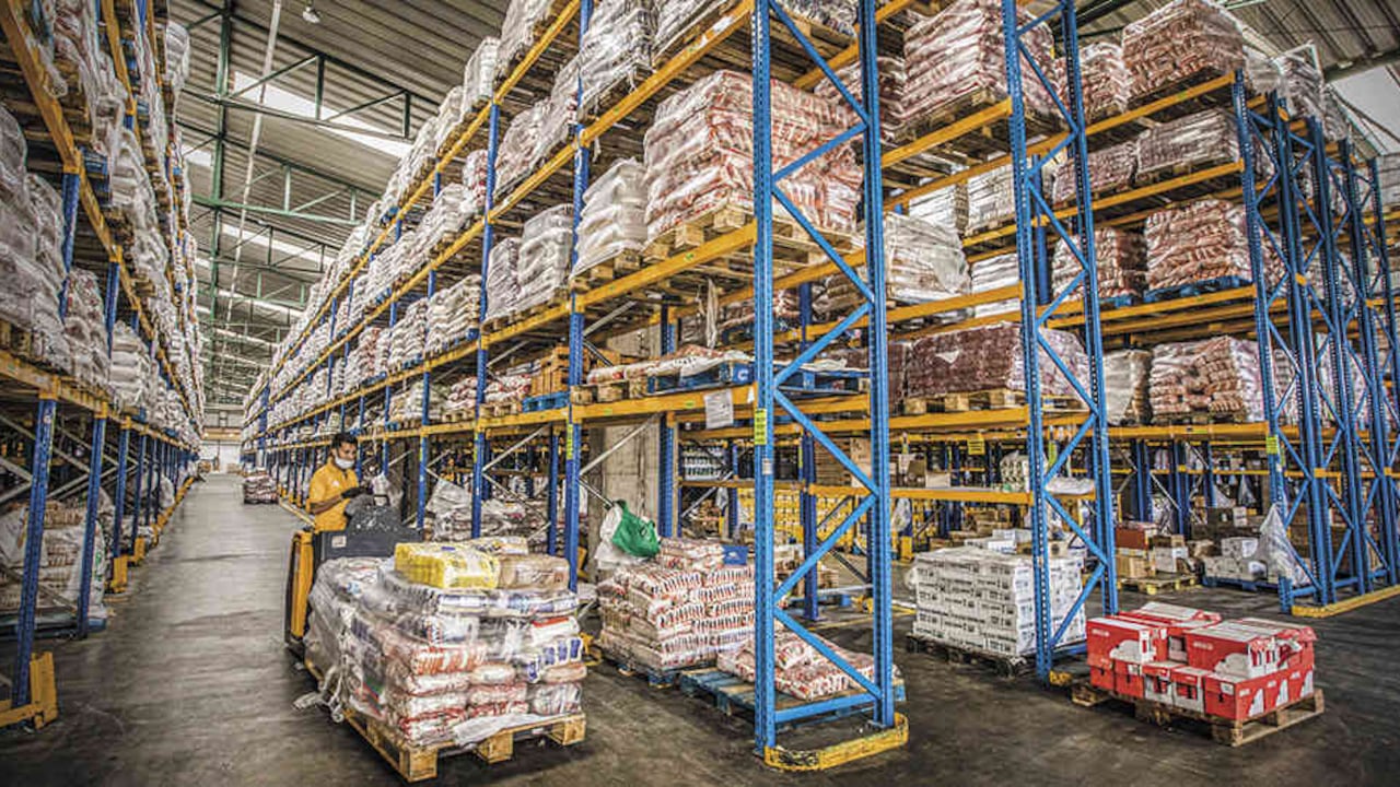 Bodegas de Almacenes Éxito en Funza, Cundinamarca, mayo de 2020.