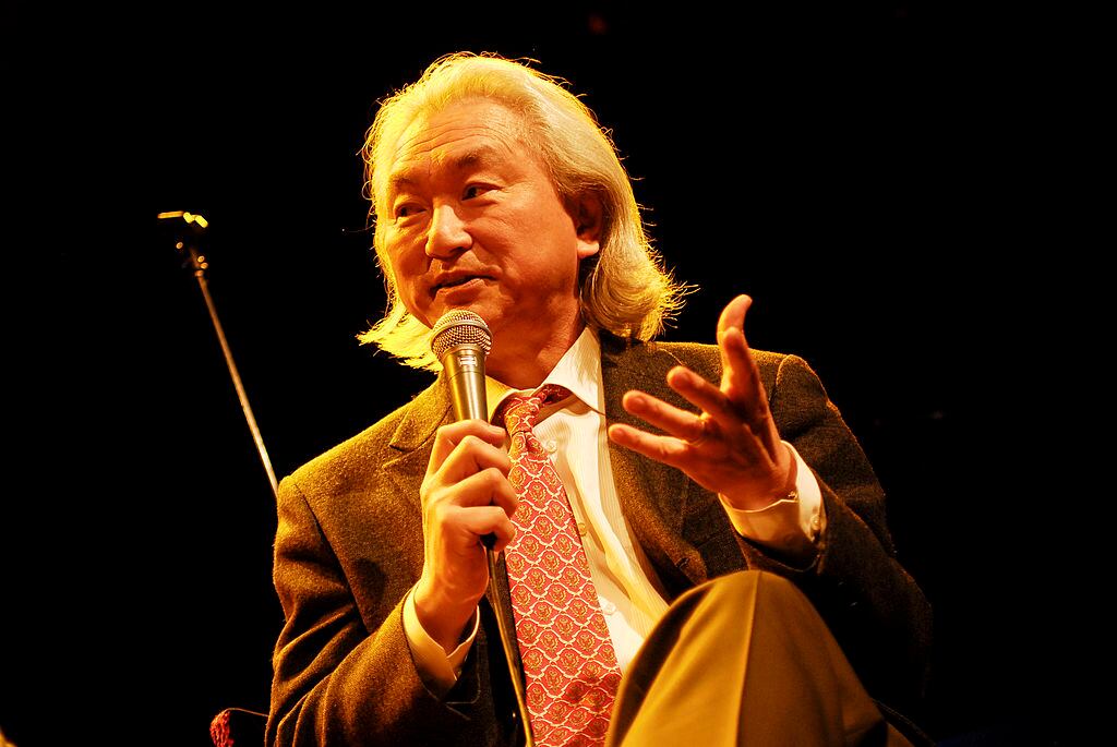 “Contactar con extraterrestres sería una idea terrible” afirma el físico Michio Kaku