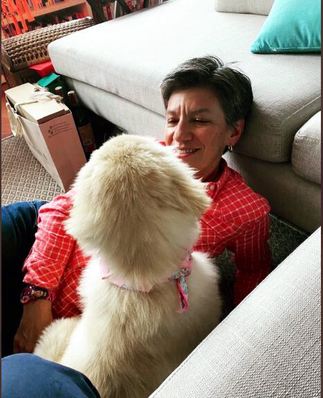 Claudia López presenta su nueva mascota