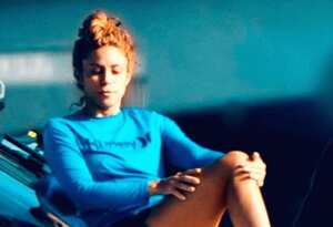Paparazzi capta a Shakira sin una gota de maquillaje en el rostro