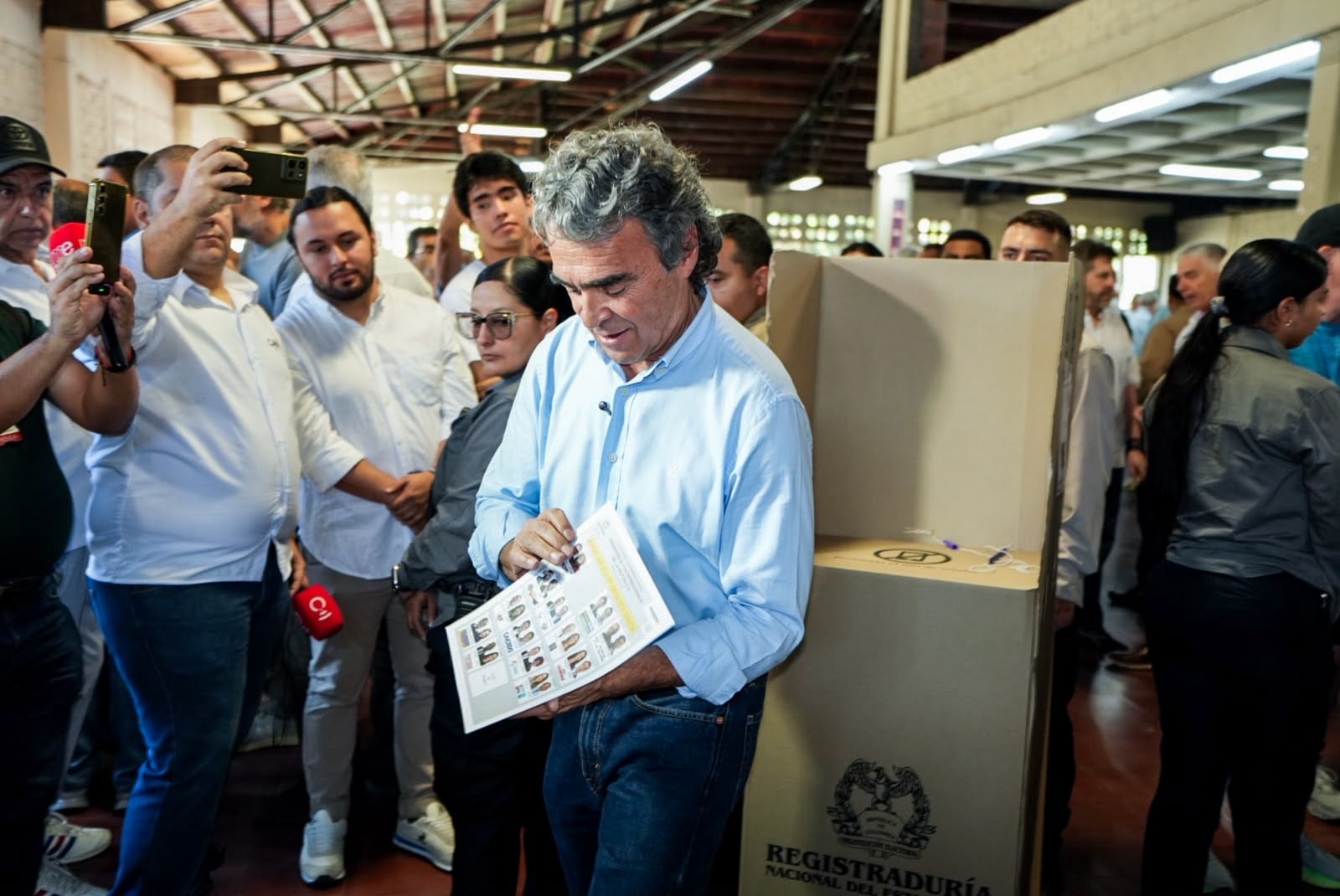 Votación del candidato presidencial Sergio Fajardo en la ciudad de Medellín