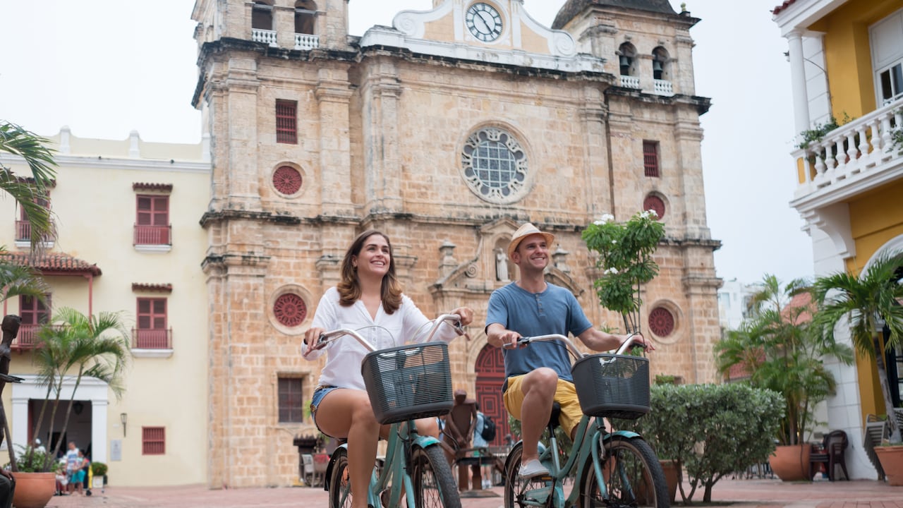 ¿Con poco dinero? estas son las 10 atracciones turísticas qué sí o sí debe visitar en Cartagena.