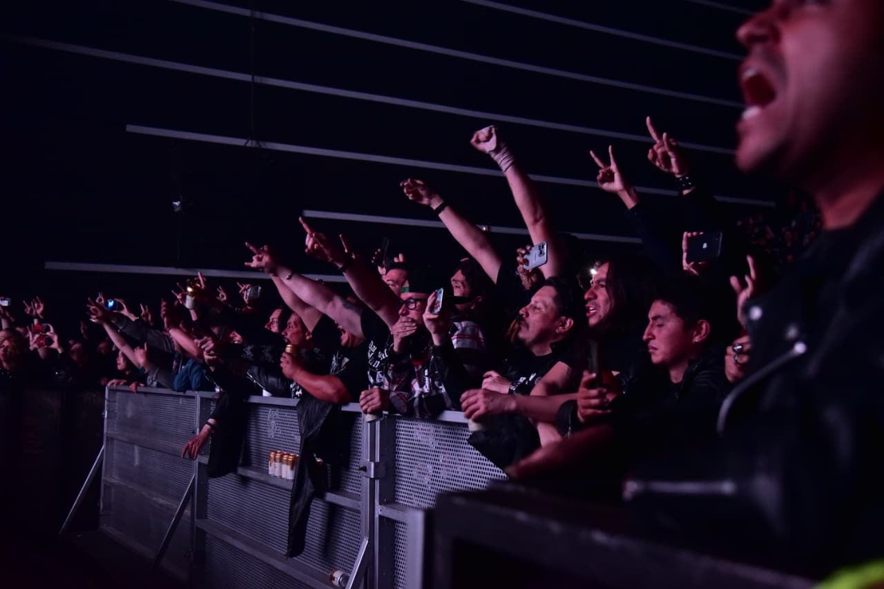 Mayhem en el Astor Plaza de Bogotá / 2025