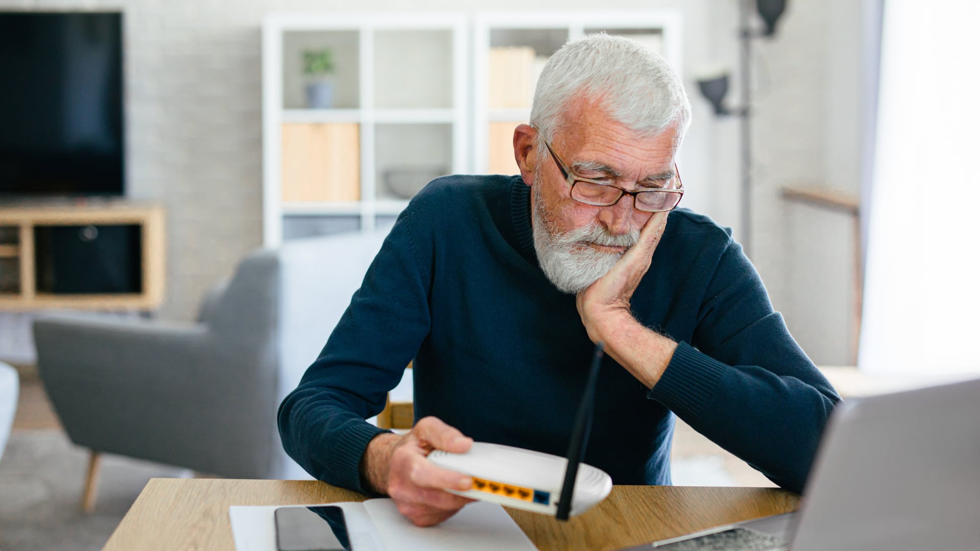 El router wifi es un dispositivo indispensable en los hogares.