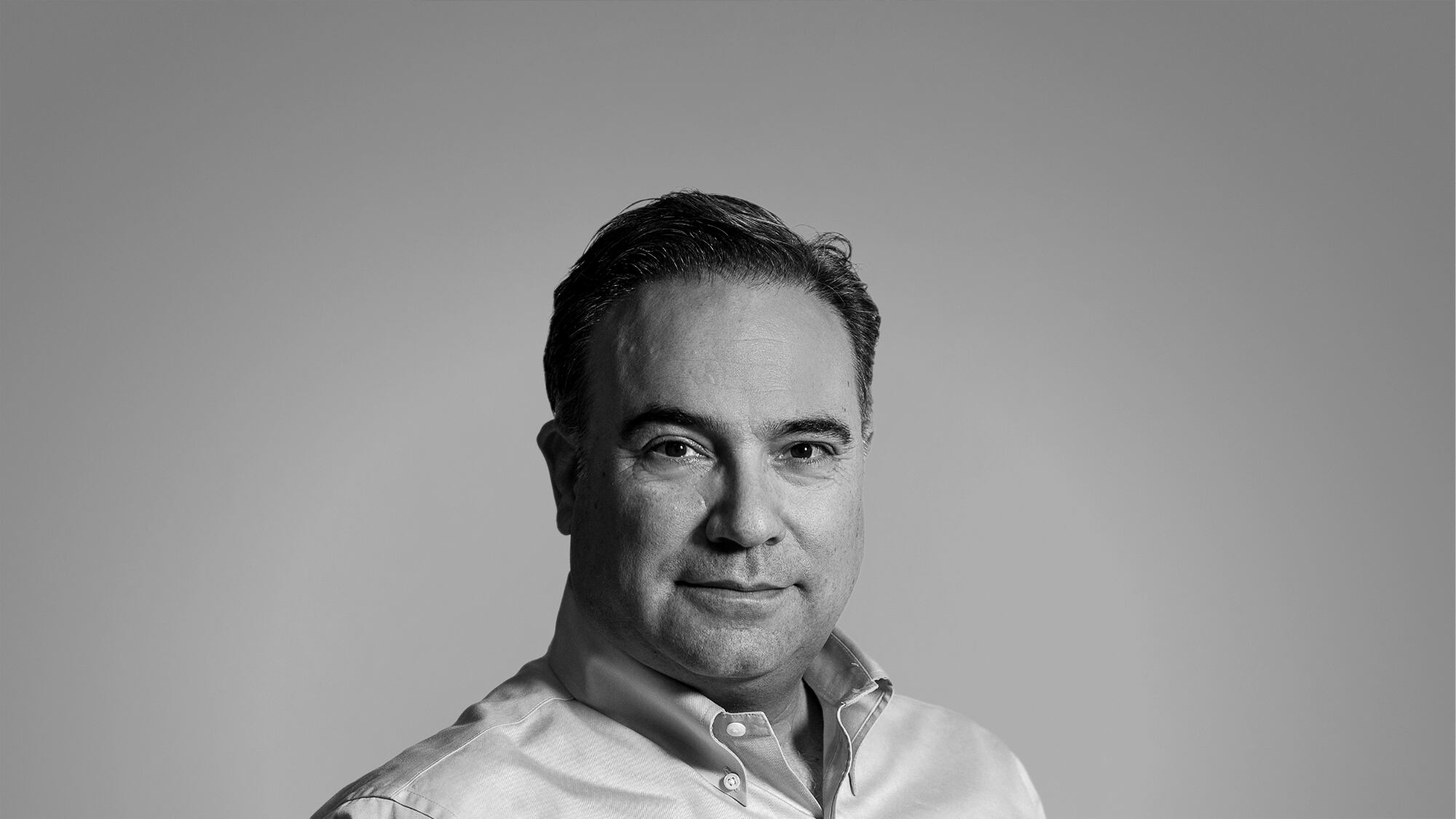 Luis Guillermo  Plata