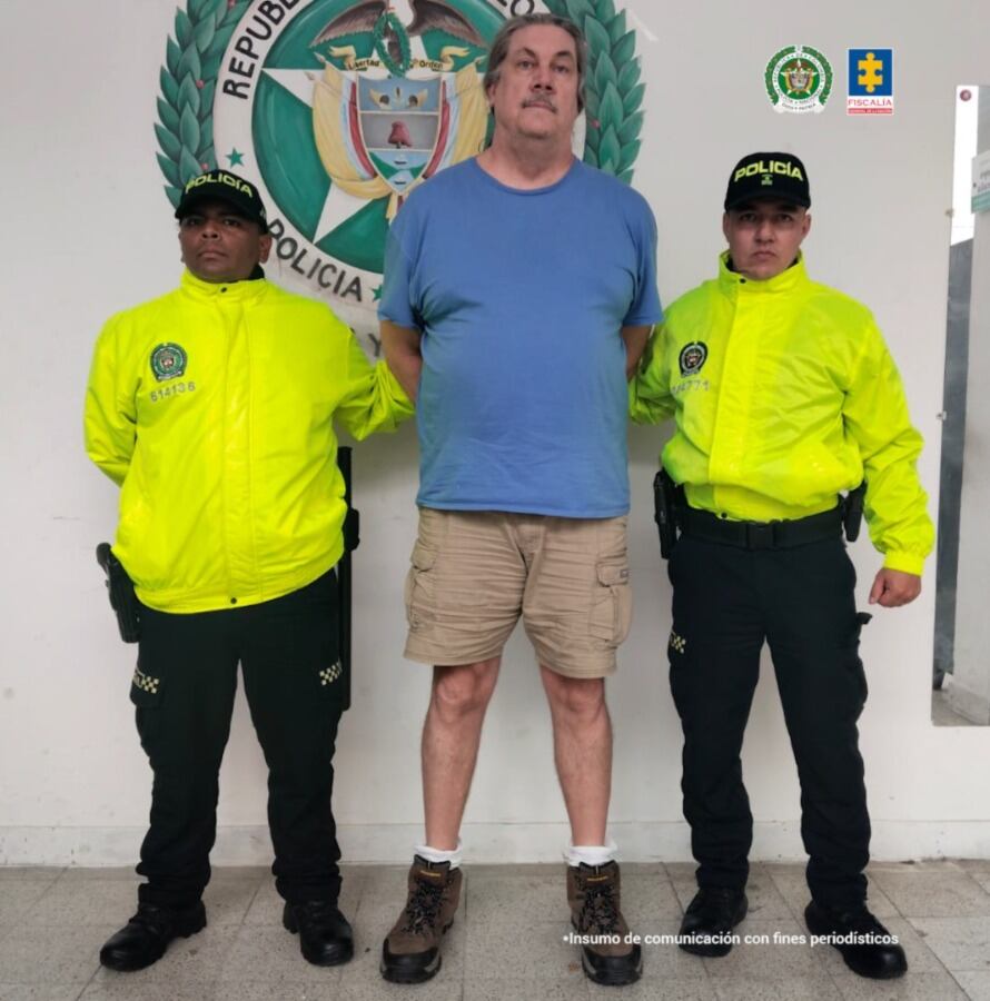 Paul Mueller fue capturado en una acción articulada con Policía Nacional en Medellín, en el procedimiento judicial fueron incautados celulares, memorias USB y un computador.