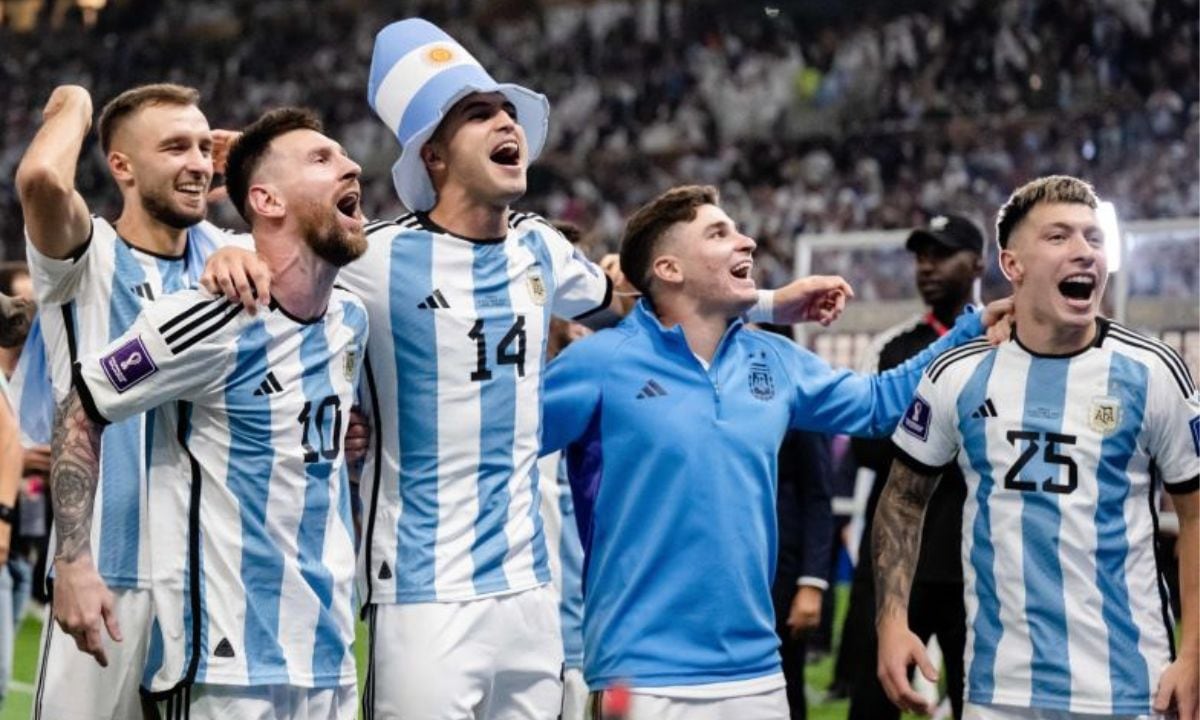 Compañero de Messi vive lío con su expareja.