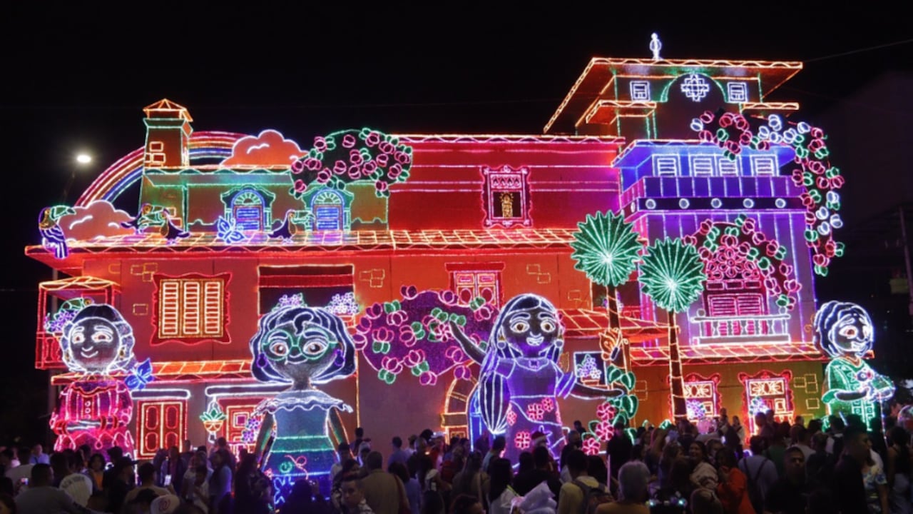 La agenda incluye conciertos, caravanas, desfiles, plazas temáticas y experiencias gastronómicas.