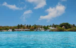 Isla grande es considerada la de mayor tamaño en Islas del Rosario.