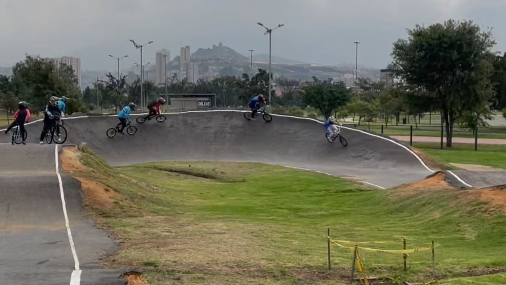 Descubra los mejores espacios en Bogotá para practicar running, atletismo, footing y más deportes