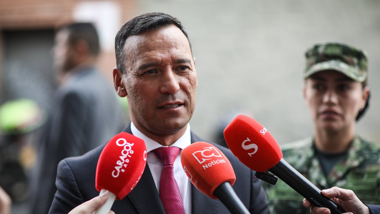 En audiencia judicial ministro de defensa, Pedro Sánchez