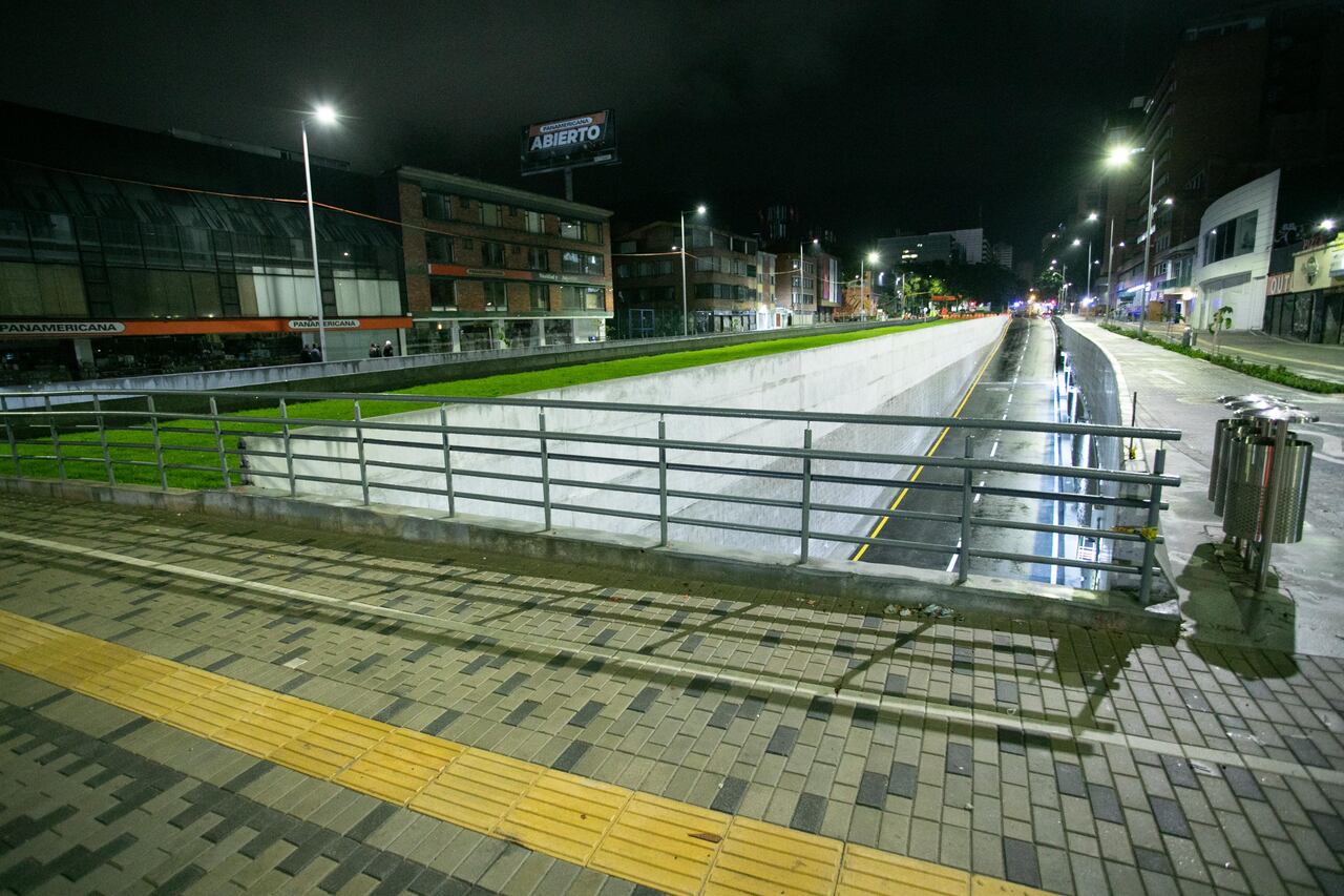El Intercambiador vial de la calle 72 es una de las obras complementarias de la línea 1 del Metro de Bogotá,