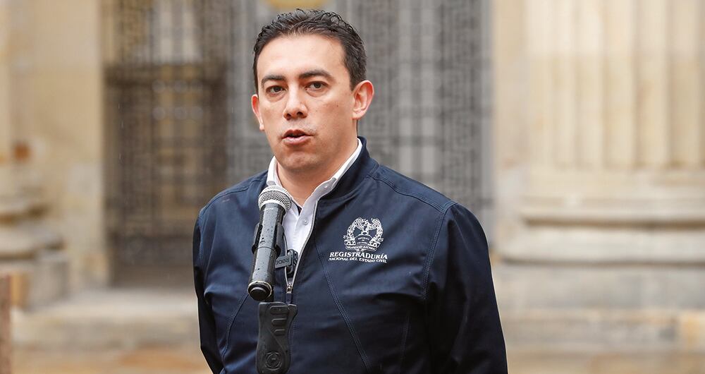 alexánder vegaExregistrador