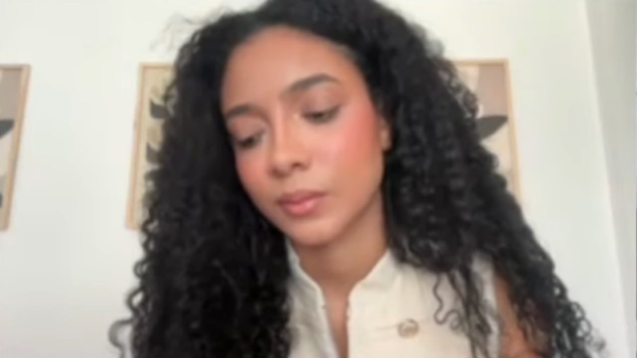 La joven Juliana Guerrero, este 9 de septiembre de 2026, en el momento en que aceptó, mediante una audiencia virtual, que obtuvo títulos universitarios falsificados.