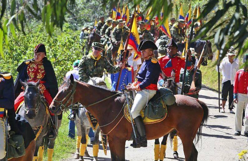 En el municipio de Tasco Boyacá el Ejército Libertador recibió atención médica, alimenticia y moral para recuperar sus fuerzas. Fotos de Darlin Bejarano.