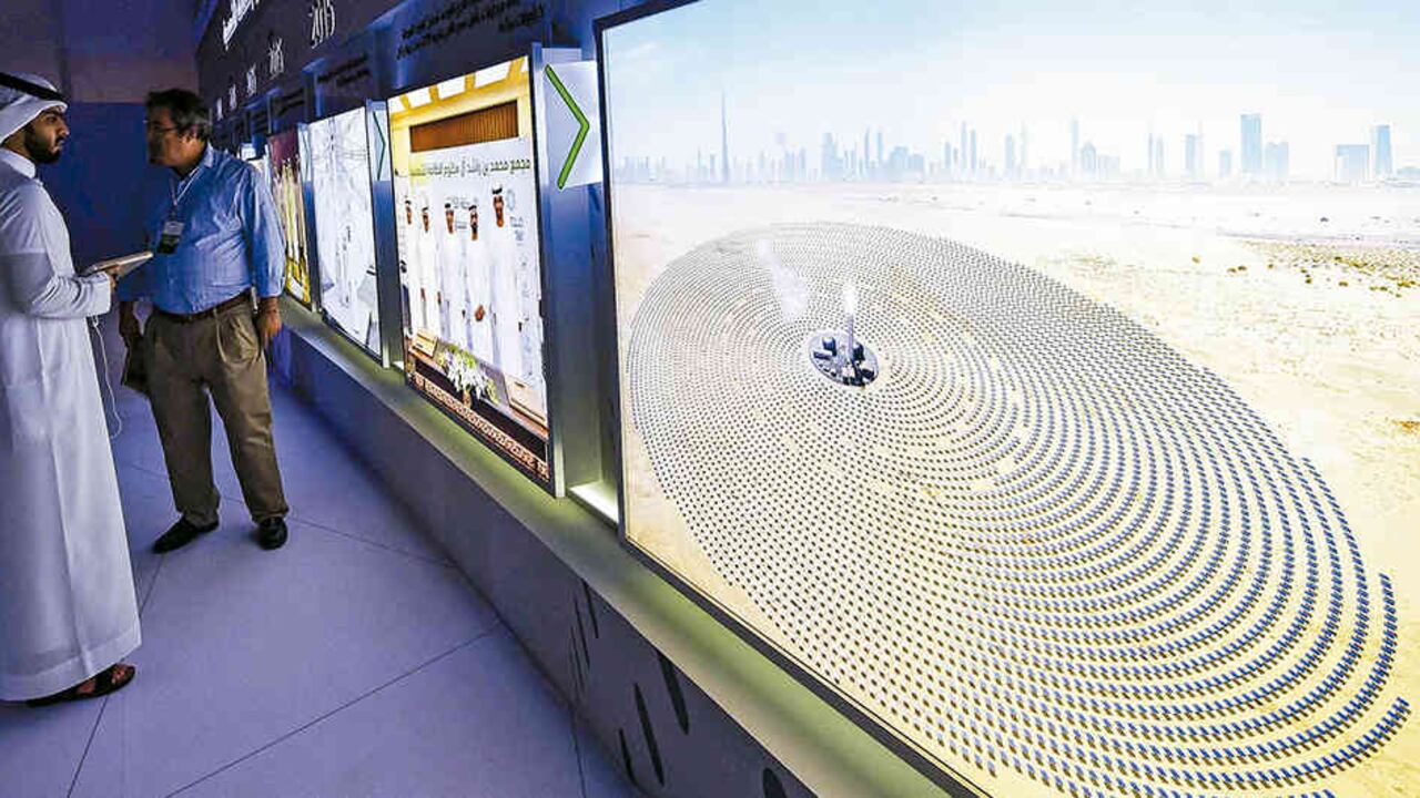 El Gobierno emiratí estimó que podría ahorrar más de 1.000 millones de dólares gracias a la energía solar.