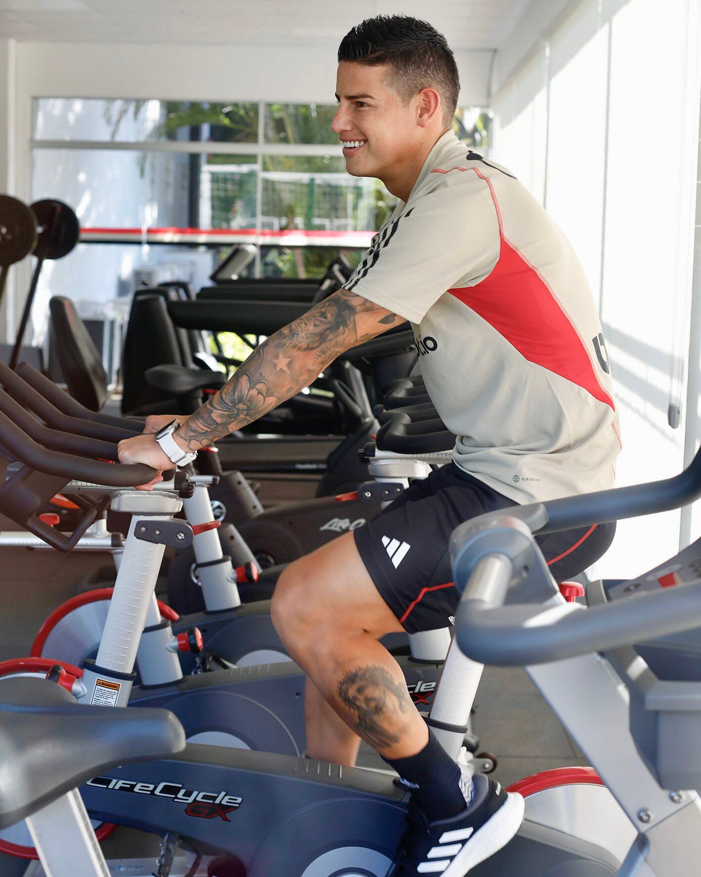 James Rodríguez en su primer día como jugador de Sao Paulo.