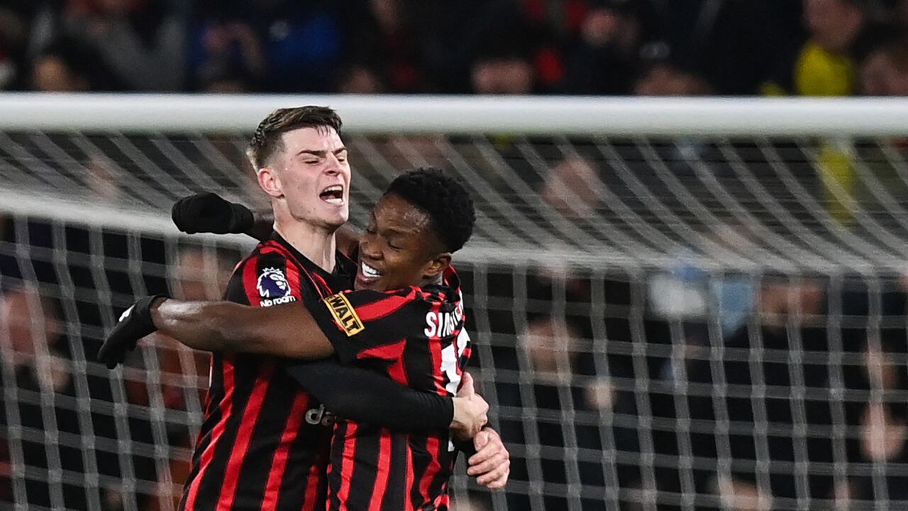 Luis Sinisterra se convirtió en el cuarto colombiano en anotar en el Boxing Day de la Premier League.