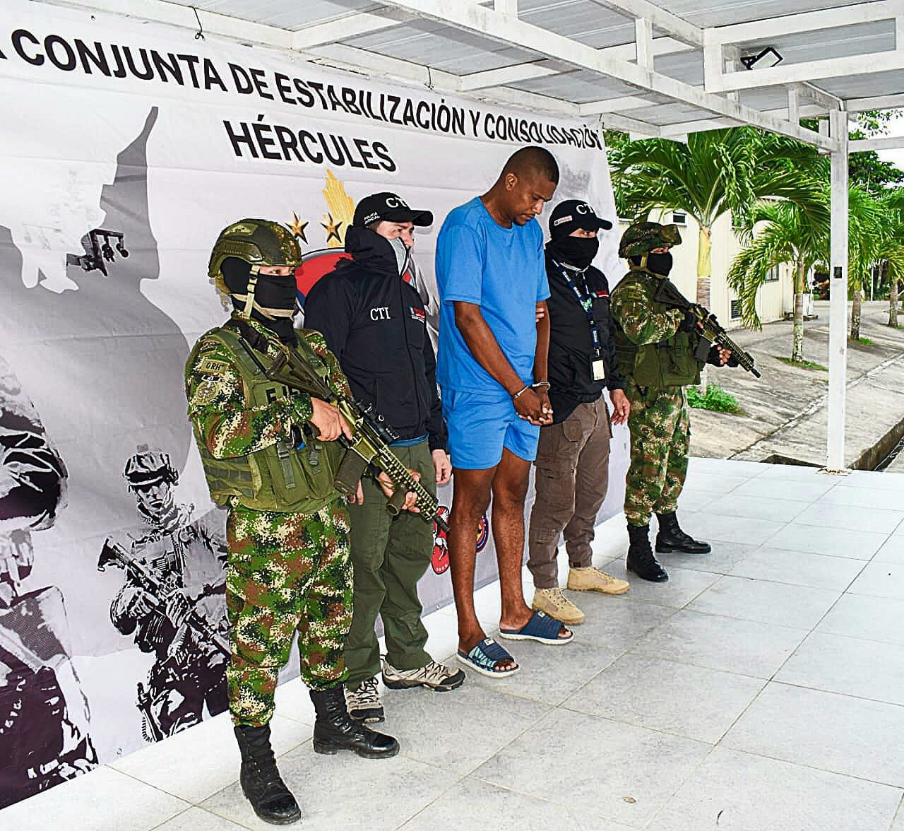 Captura de exfutbolista profesional