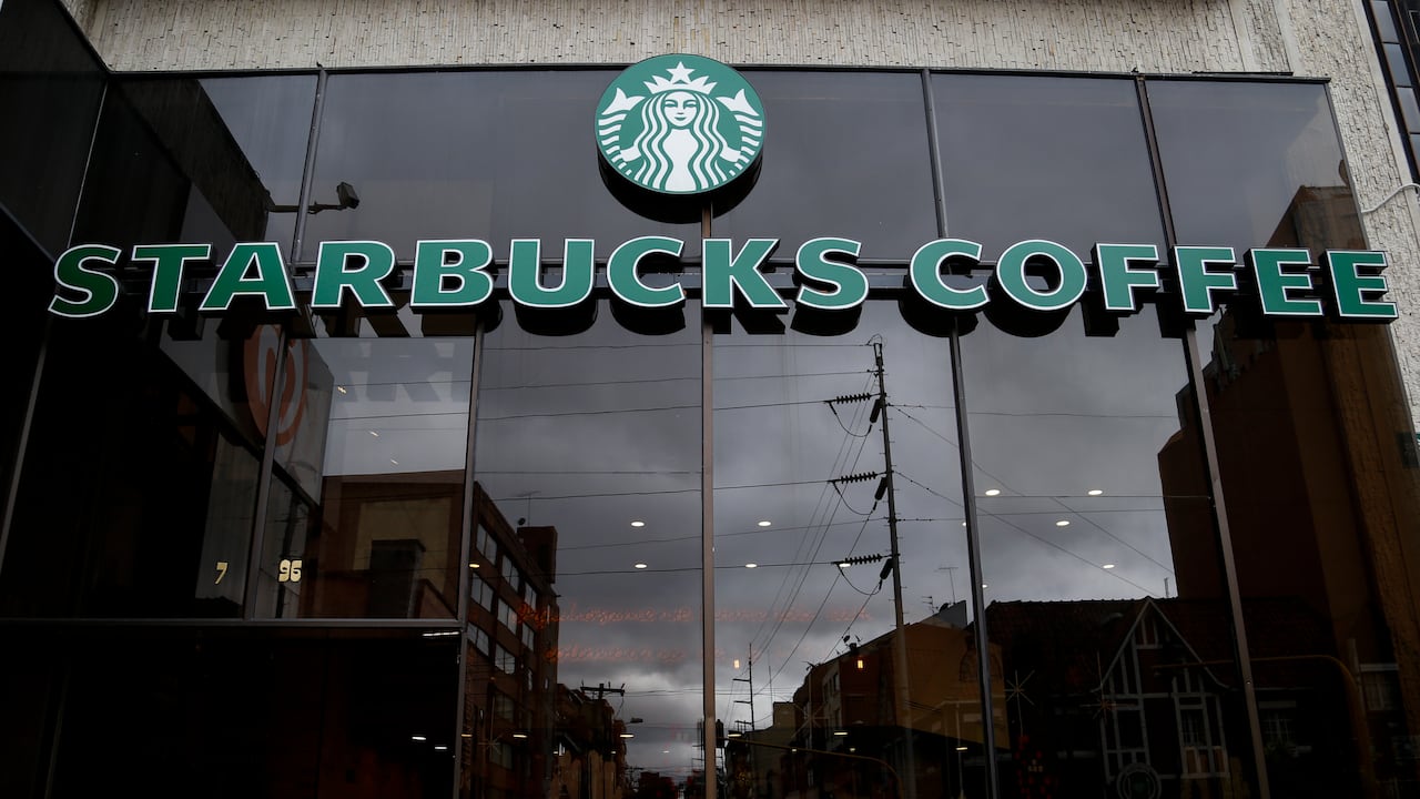 Starbucks cuenta nuevas ofertas de empleo en Colombia.