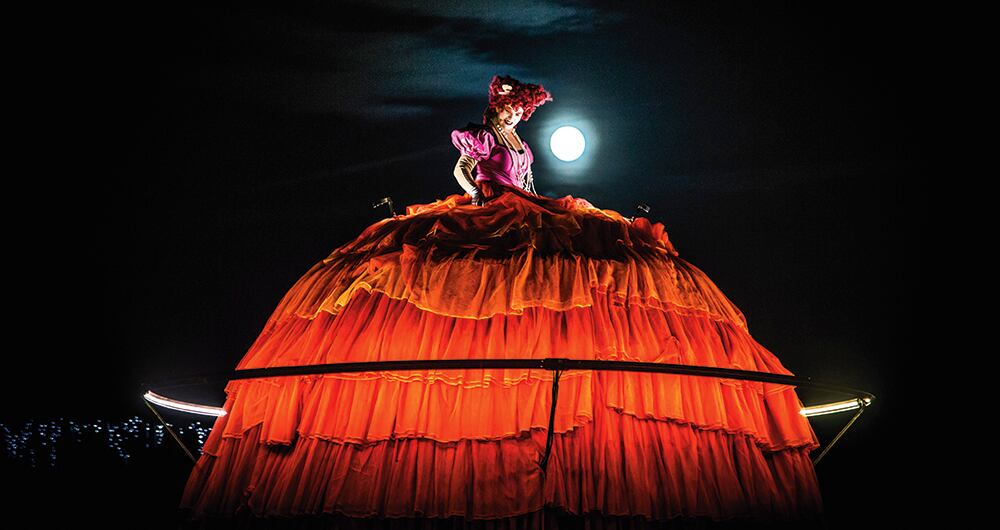 La producción Muñecas gigantes, del grupo francés Mobile Homme Transe Express, abrirá el Fiav tomándose la Plaza de Bolívar, como en los viejos tiempos.