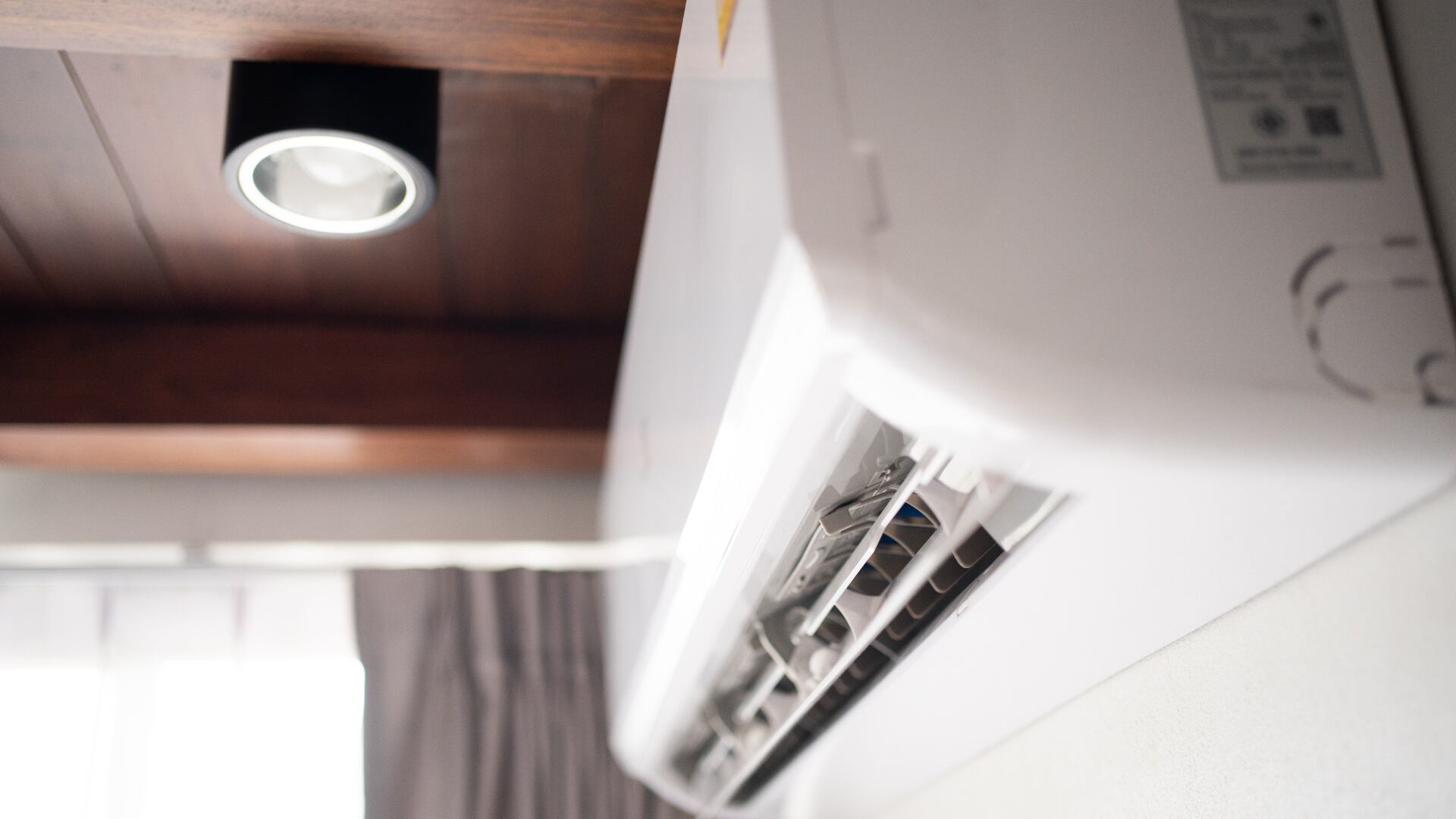 El aire acondicionado debe ser instalado por profesionales.