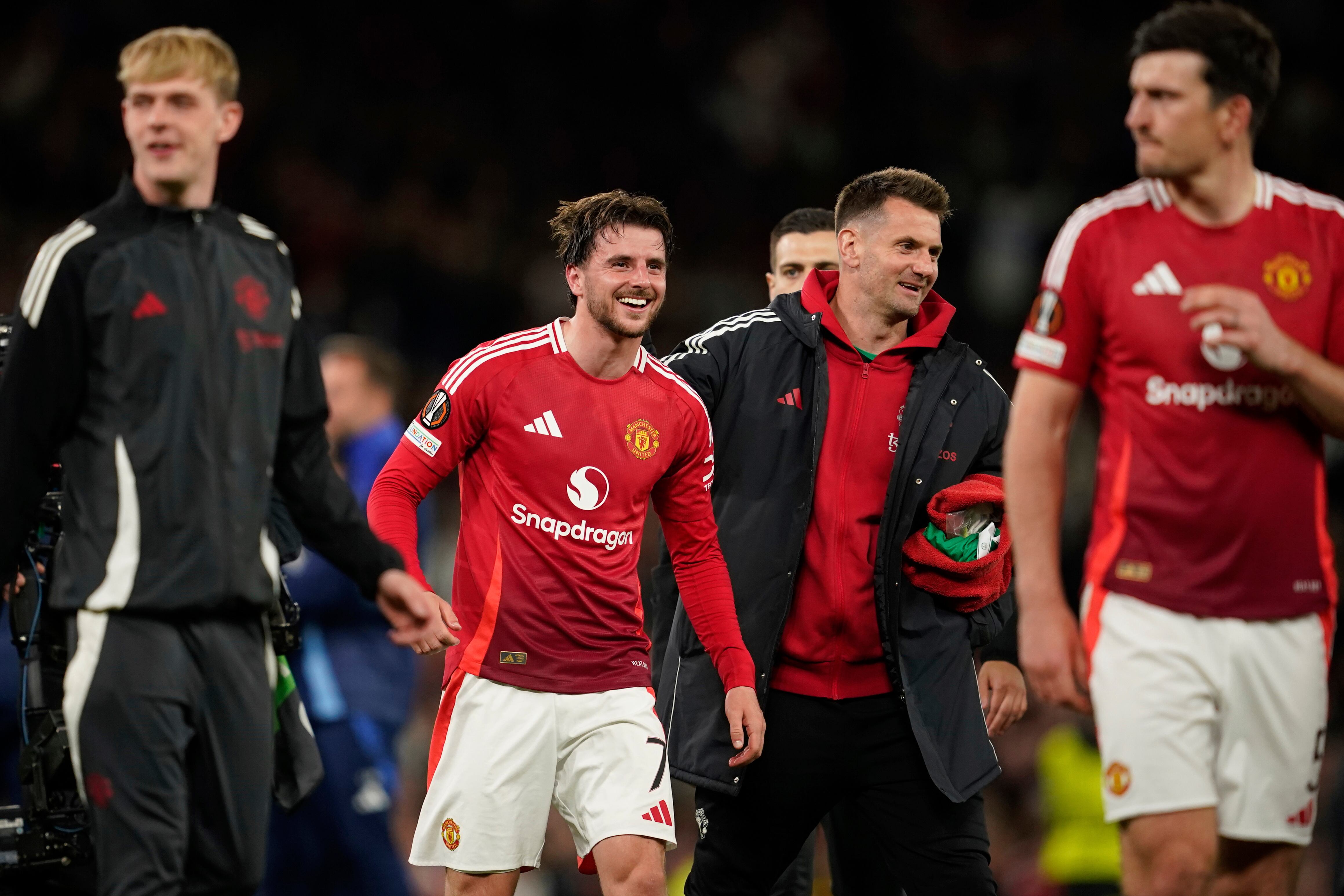 Celebra Manchester United ante su público.