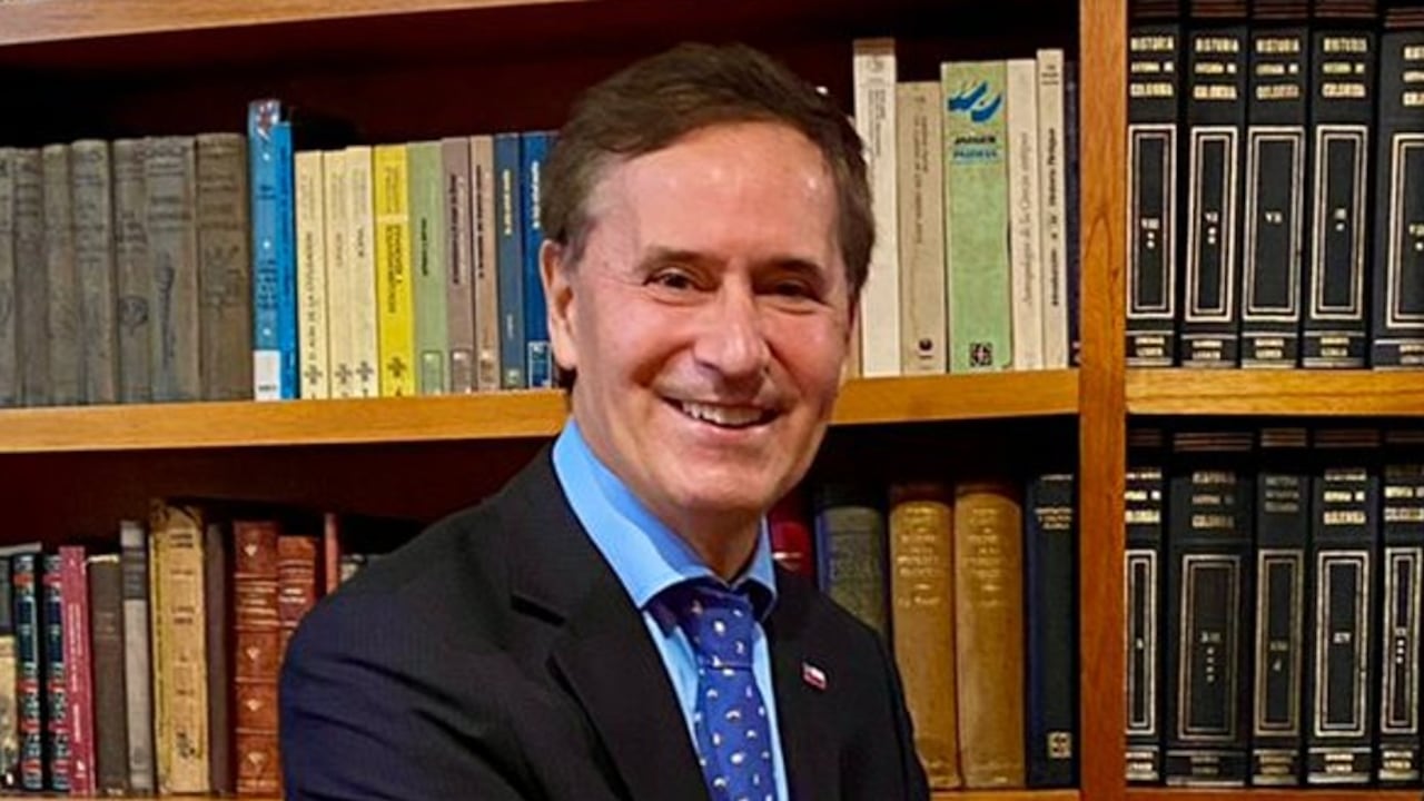 Embajador de Chile en Colombia, Ricardo Hernández.