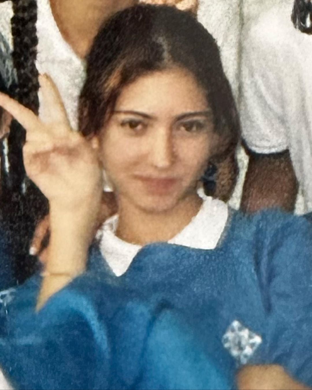 Dani Duke también utilizó la IA para mostrar cómo se vería en diferentes contextos.