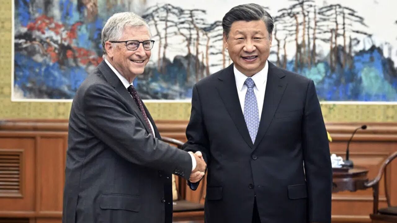 Bill Gates fue recibido por Xi Jinping como copresidente de la Fundación Bill y Melinda Gates.