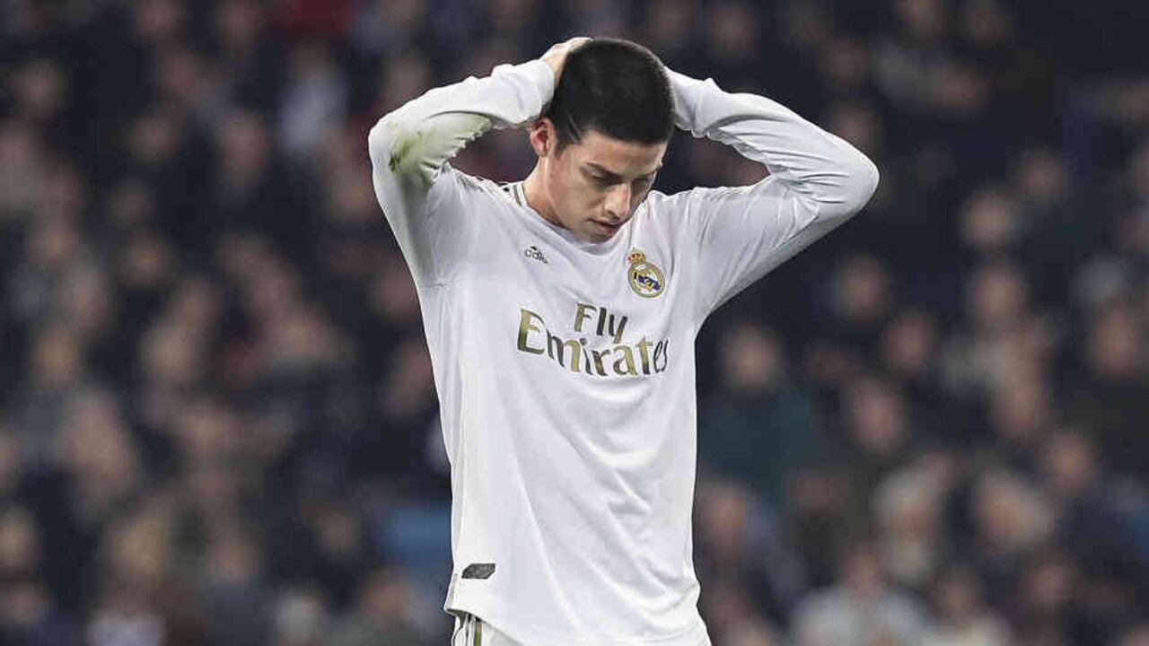 James Rodríguez quiere jugar en la Premier, en el Manchester United, pero la oferta no llega.