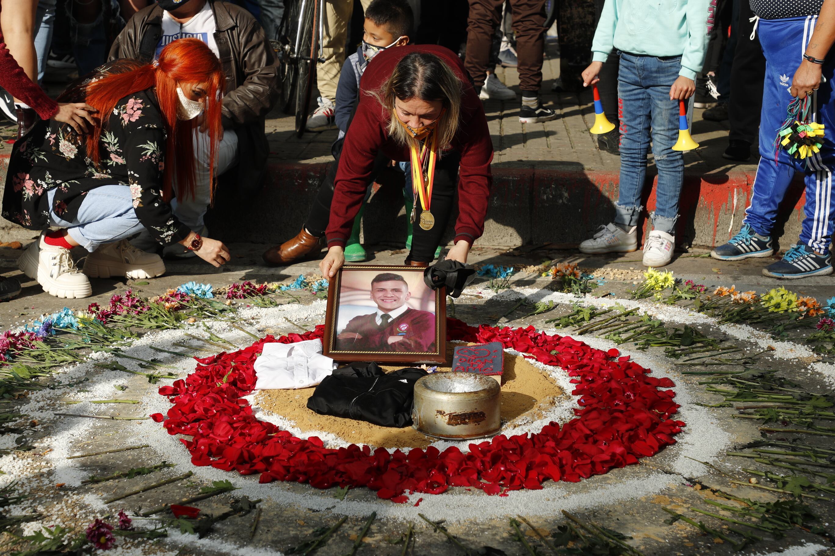 Homenaje a Dylan Cruz tras un año de su muerte, avenida 19 cra 4