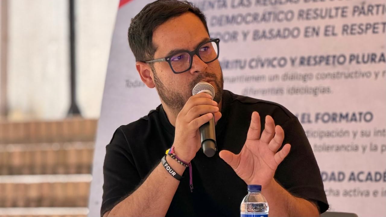 Jonathan Silva, candidato a la Cámara de Salvación Nacional, respalda la propuesta de Abelardo de la Espriella de reducir el Estado en un 45 por ciento.